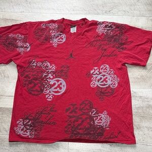Jordan Men's Red and Gray Graphic Tee